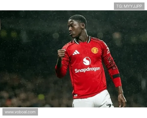 滕哈赫时代的曼联：混乱战术与青训危机，球队内部裂痕已难以弥合