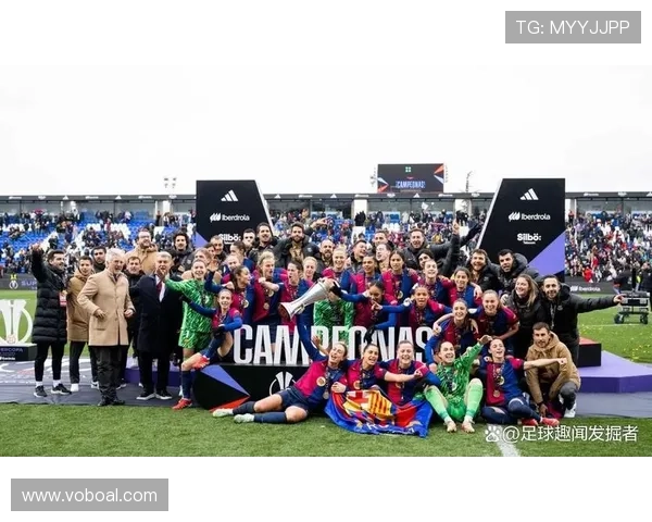 皇马中场断球后防守体系崩溃，表面控场实则稳定性承压